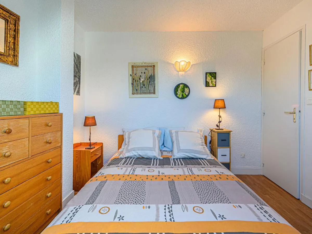 Apartment Phare De Kernevest-4 By Interhome Saint-Philibert