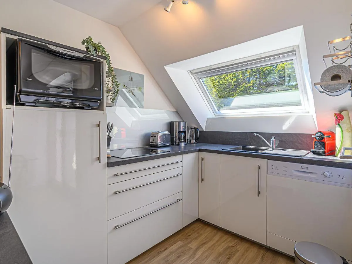 Apartment Phare De Kernevest-4 By Interhome Saint-Philibert